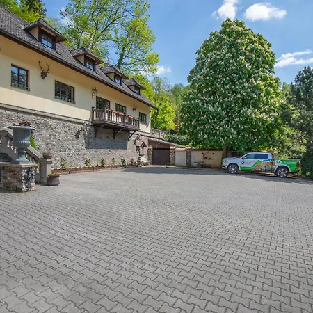 U Jelena 게스트하우스 Křivoklát