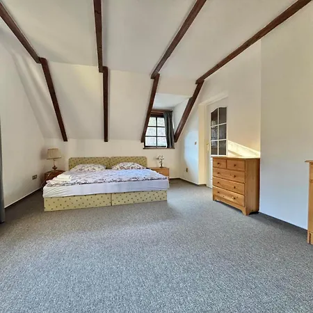 게스트하우스 U Jelena Křivoklát